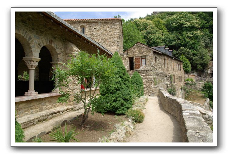 L'extérieur du cloître